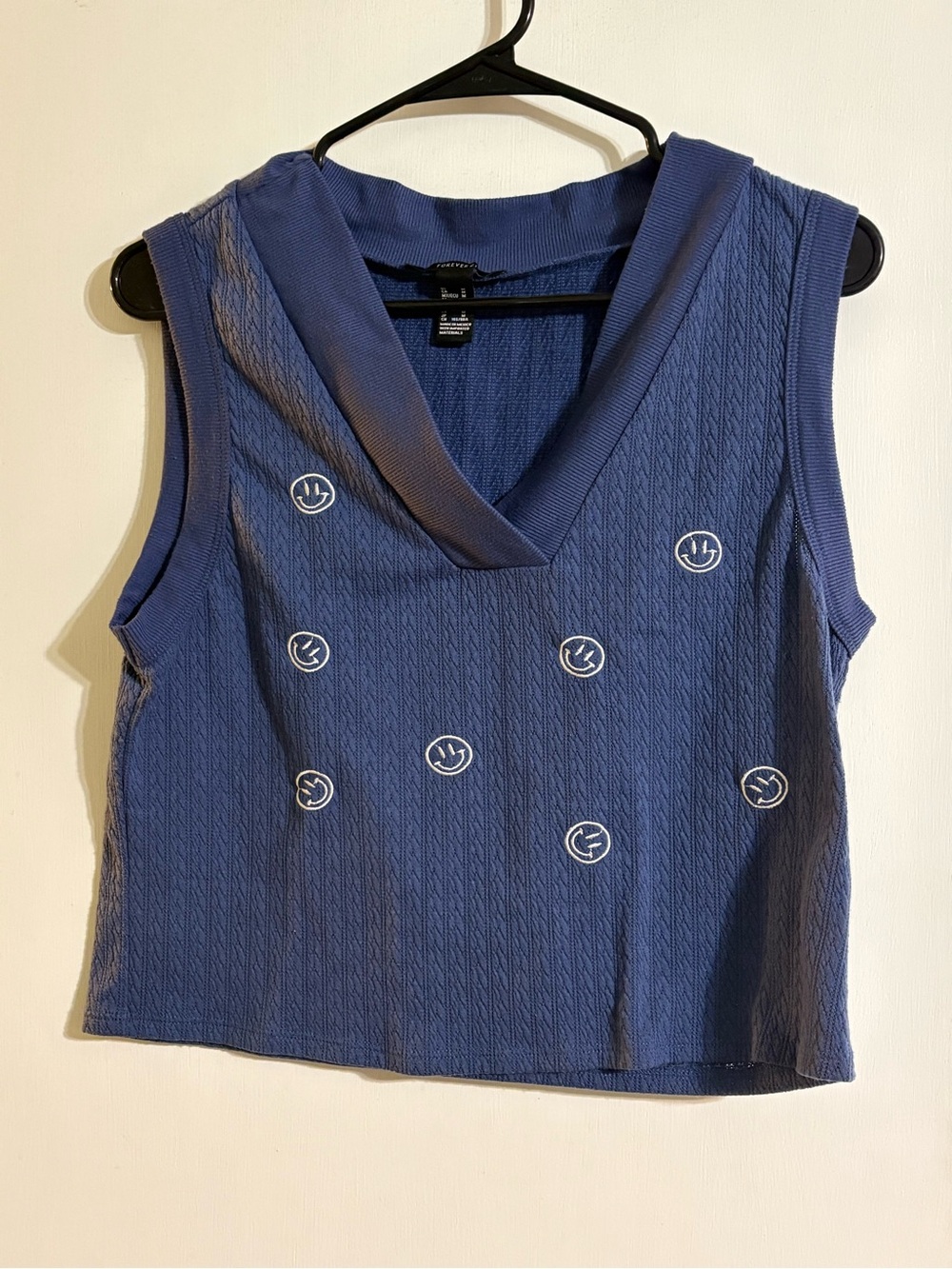 Y2K Vintage Forever 21 V-Neck Sleeveless with Smiley Embroidery